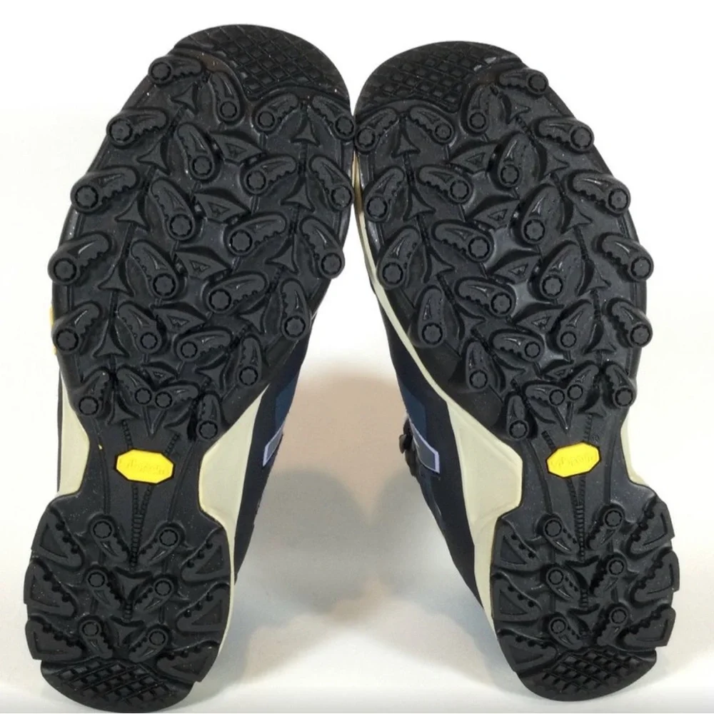 NEW BALANCE WINTER HIKING BOOT IN NAVY - Picture 11 of 16